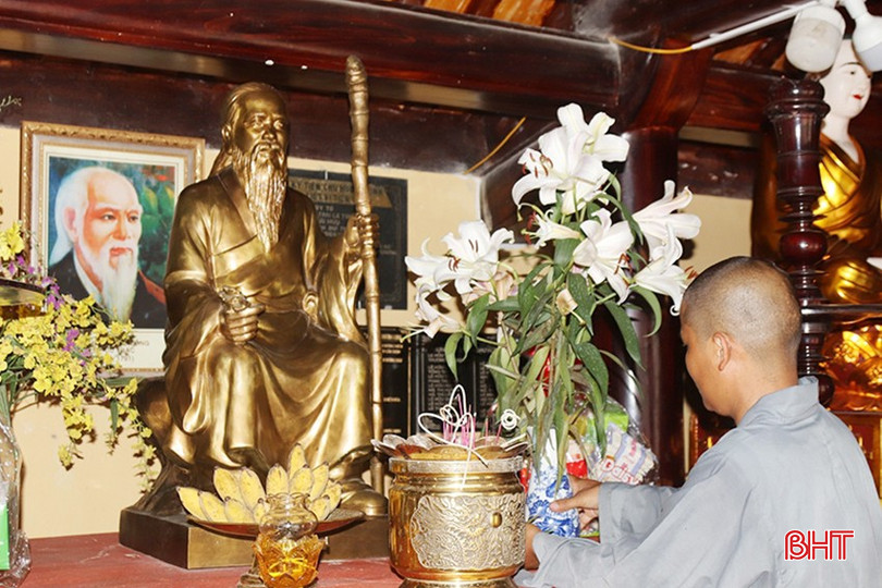Chùa Tượng Sơn là một di tích lịch sử gắn liền với gia đình Đại danh y Lê Hữu Trác. 135d4081020t4303l3-161d2072724t53792l0.jpg