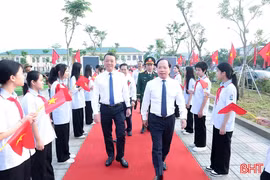 Náo nức ngày khai trường tại Hà Tĩnh