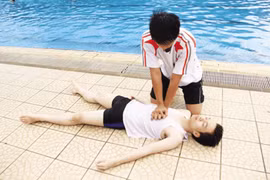 Những điều bạn nên biết về sơ cứu đuối nước