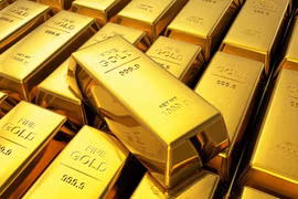 Giá vàng thế giới đảo chiều tăng lên 4.500 USD/ounce