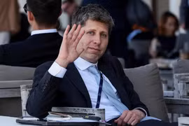 Sam Altman: 'Thế giới nên chấp nhận những điều tồi tệ của AI'