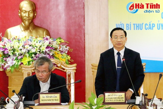 Bí thư Tỉnh ủy - Chủ tịch UBND tỉnh Lê Đình Sơn phát biểu chỉ đạo hội nghị Bí thư Tỉnh ủy - Chủ tịch UBND tỉnh Lê Đình Sơn phát biểu chỉ đạo hội nghị