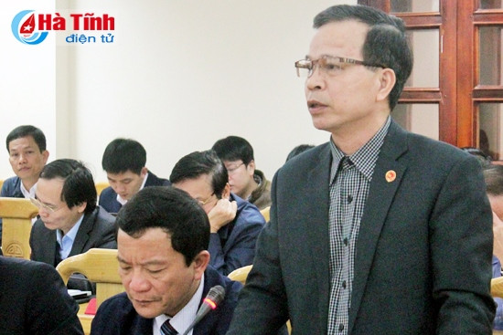 Cục trưởng Cục Thuế Hà Tĩnh - Đinh Nho Hậu: Nếu loại trừ yếu tố giảm thu 516 tỷ đồng từ phí bảo vệ môi trường đối với chất thải rắn thì quý I/2016, thu ngân sách vẫn tăng 44% so với cùng kỳ. Cục trưởng Cục Thuế Hà Tĩnh - Đinh Nho Hậu: Nếu loại trừ yếu tố giảm thu 516 tỷ đồng từ phí bảo vệ môi trường đối với chất thải rắn thì quý I/2016, thu ngân sách vẫn tăng 44% so với cùng kỳ.