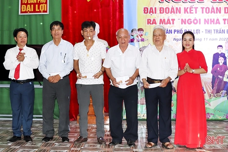 Lãnh đạo Hà Tĩnh chung vui Ngày hội Đại đoàn kết toàn dân tộc ở các địa phương