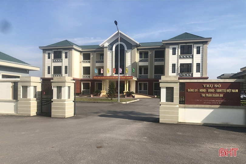 Hà Tĩnh: Buộc thôi việc công chức địa chính nhận gần 200 triệu đồng của dân