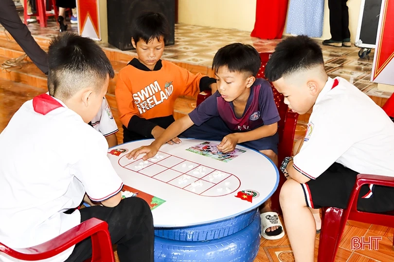 Lãnh đạo Hà Tĩnh chung vui Ngày hội Đại đoàn kết toàn dân tộc ở các địa phương