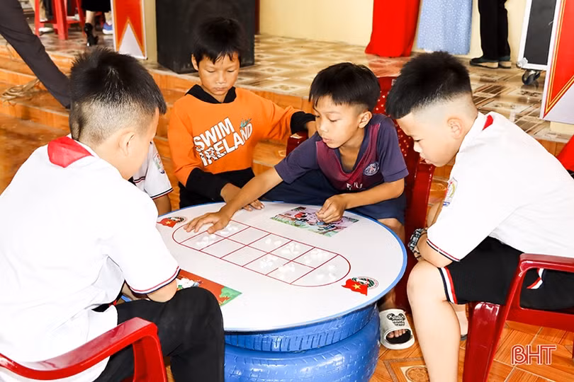 Lãnh đạo Hà Tĩnh chung vui Ngày hội Đại đoàn kết toàn dân tộc ở các địa phương