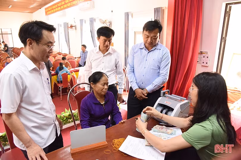 Tạo đồng thuận trong việc di dời mồ mả phục vụ dự án cao tốc Bắc - Nam qua Hà Tĩnh