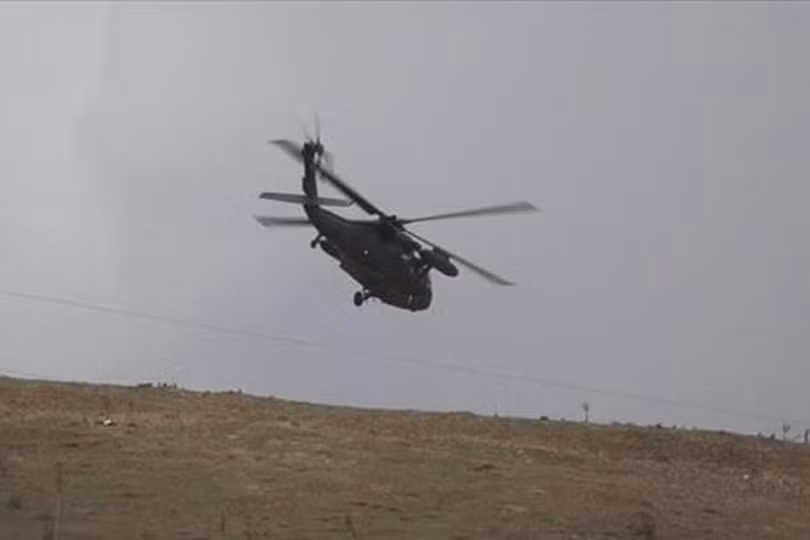 Trực thăng chở 7 người rơi ở Ý