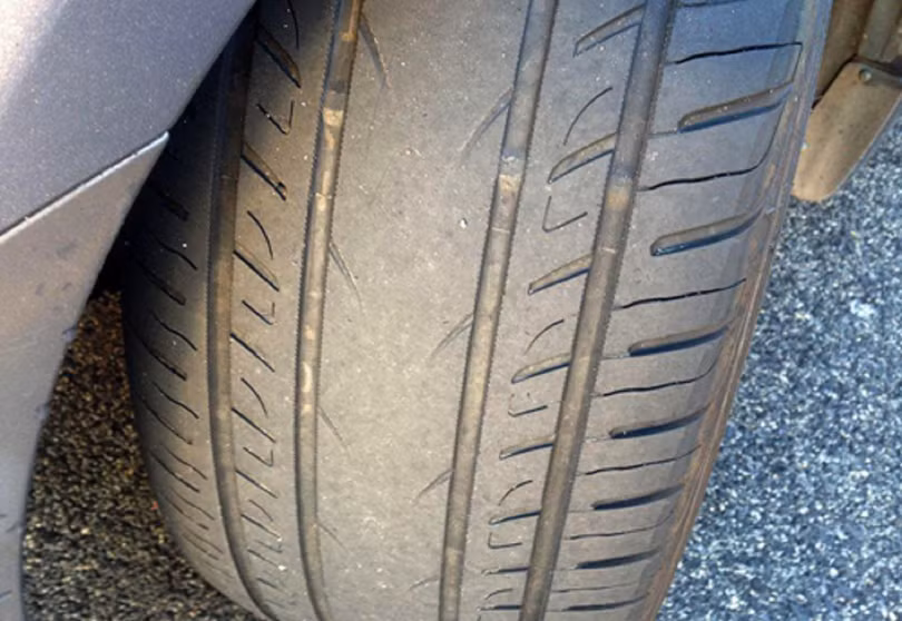 Vì sao lốp xe ô tô mòn không đều?