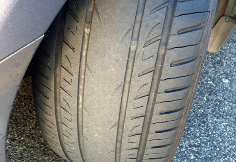 Vì sao lốp xe ô tô mòn không đều?