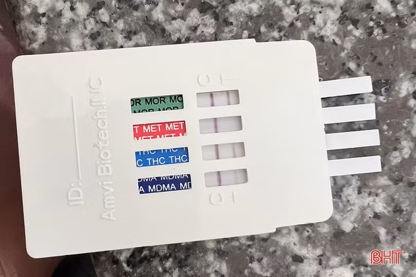 Phát hiện tài xế dương tính với ma túy đá khi chở hàng vào Hà Tĩnh