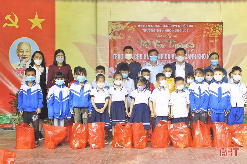 Trường làng ở Hà Tĩnh xây dựng “trường học hạnh phúc”