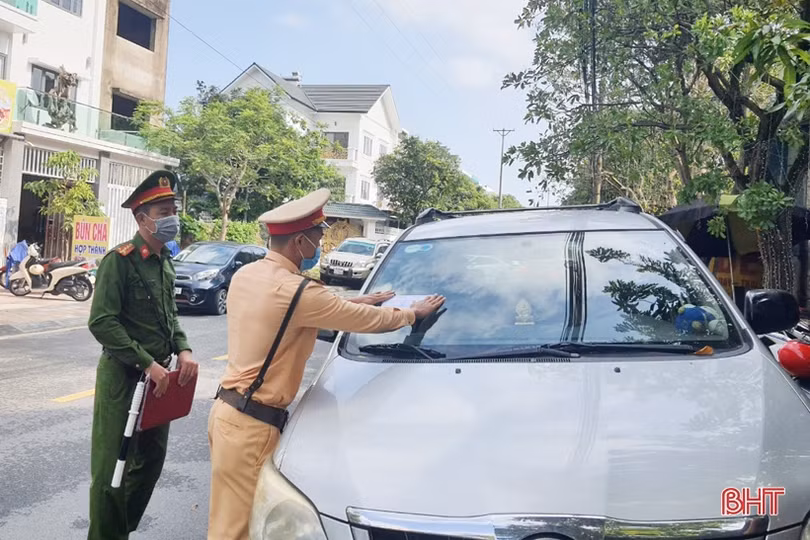 Công an TP Hà Tĩnh sẽ phạt nguội các trường hợp dừng, đỗ ô tô sai quy định