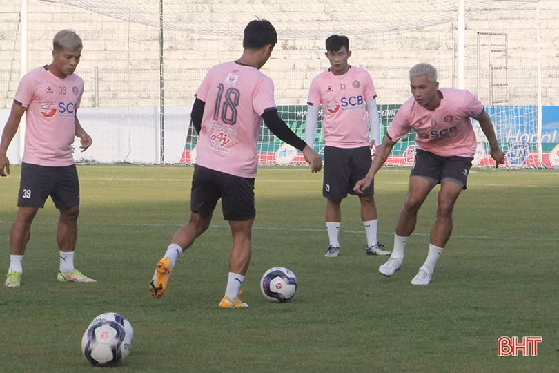 Kịch tính cuộc đua trụ hạng ở 3 vòng đấu cuối của V. League 2022