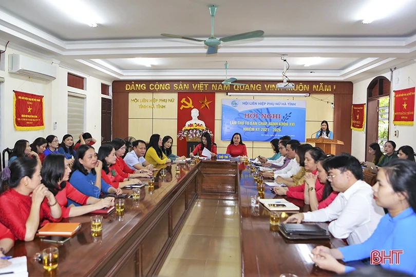 Bà Nguyễn Thị Lệ Hà giữ chức Chủ tịch Hội LHPN tỉnh Hà Tĩnh