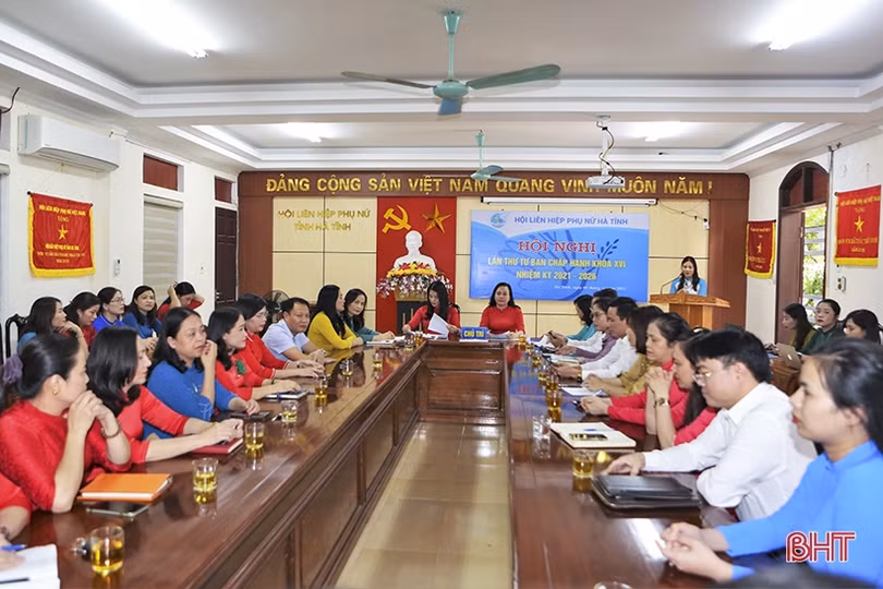 Bà Nguyễn Thị Lệ Hà giữ chức Chủ tịch Hội LHPN tỉnh Hà Tĩnh