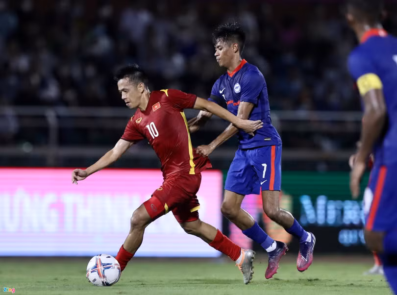 Ai thay Quang Hải ở tuyển Việt Nam?