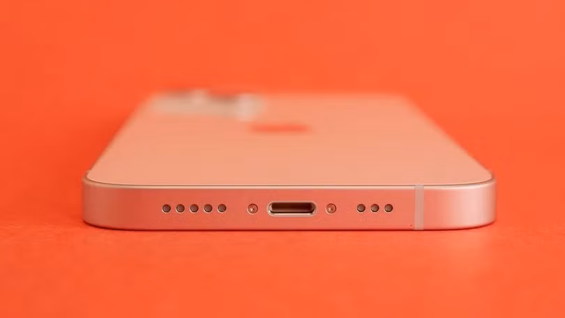 Còn lâu cổng Lightning mới biến mất