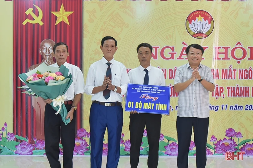 Lãnh đạo Hà Tĩnh chung vui Ngày hội Đại đoàn kết toàn dân tộc ở các địa phương