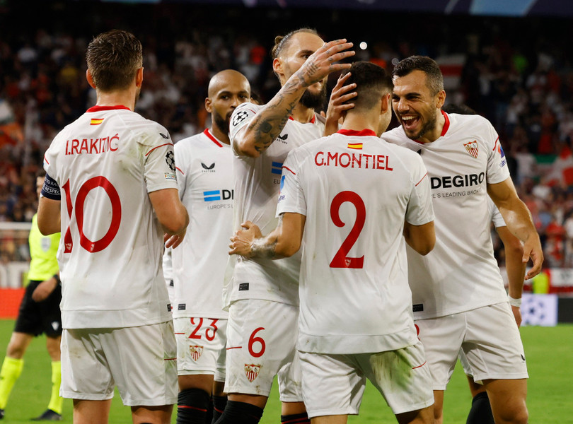 8 CLB lớn rớt xuống Europa League 2022/23