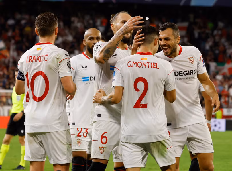 8 CLB lớn rớt xuống Europa League 2022/23