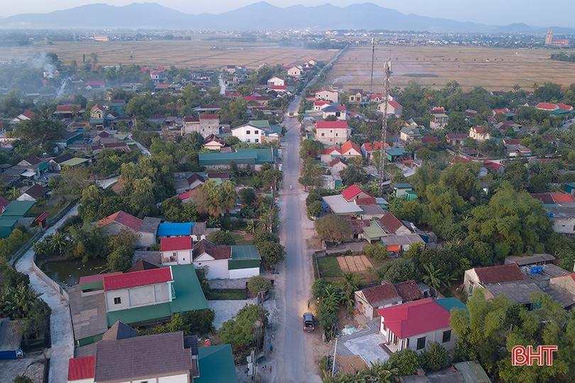 Đường xuống cấp, người dân Can Lộc mong chờ được tu sửa