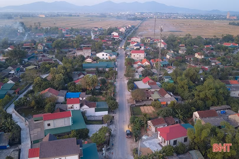 Đường xuống cấp, người dân Can Lộc mong chờ được tu sửa