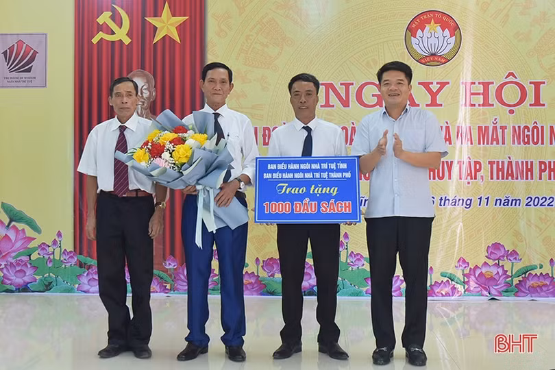 Lãnh đạo Hà Tĩnh chung vui Ngày hội Đại đoàn kết toàn dân tộc ở các địa phương