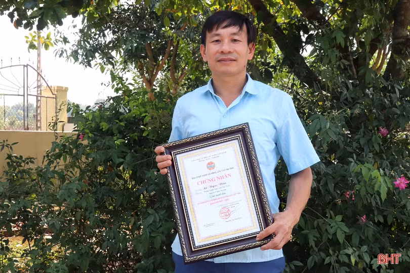 Thăm trang trại tổng hợp thu nhập tiền tỷ của nông dân Cẩm Xuyên