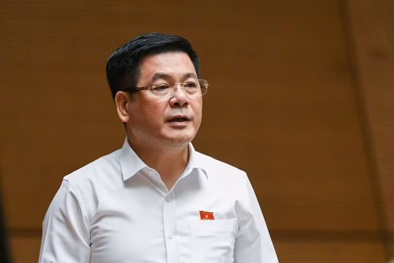 Bộ trưởng Bộ Công Thương: Thị trường xăng dầu rối vì nhiều tầng nấc phân phối