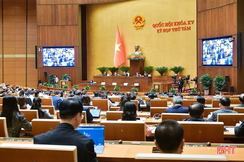 Toàn cảnh phiên họp chiều 27/11.