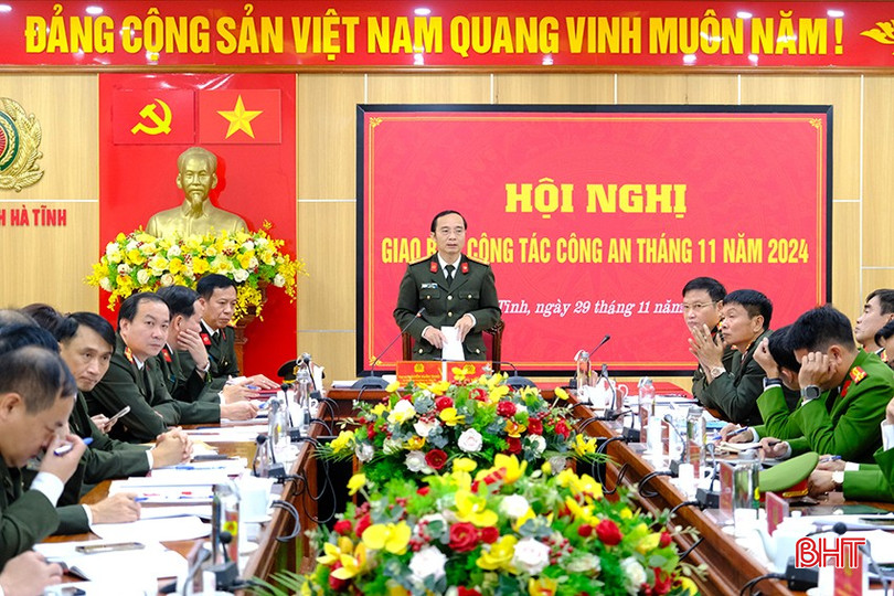 Đại tá Nguyễn Xuân Thao – Giám đốc Công an tỉnh chủ trì hội nghị. bqbht_br_dscf0767.jpg