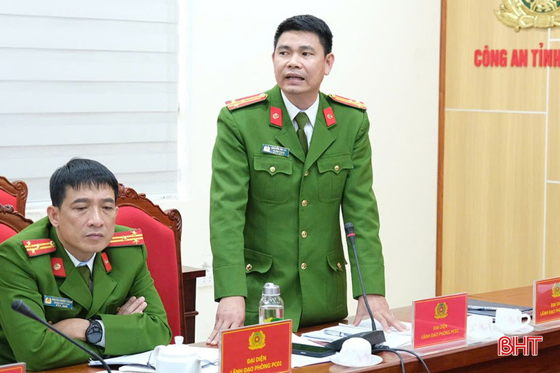 Đại biểu tham dự hội nghị đã phân tích các nguyên nhân về việc thanh thiếu niên vi phạm pháp luật. bqbht_br_z6123452969800-d1b10ffcf33ab4164f09e83e9fc31427.jpg