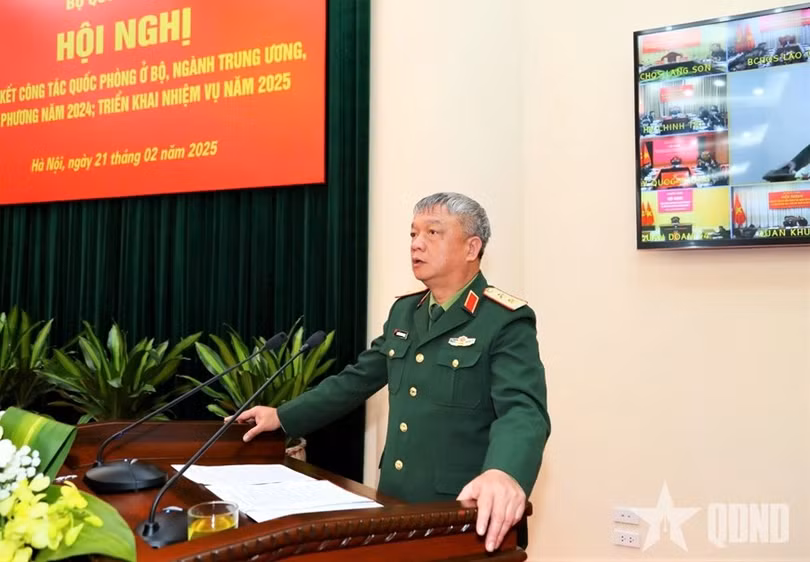 Trung tướng Nguyễn Quang Ngọc kết luận hội nghị. (Ảnh: QĐND).