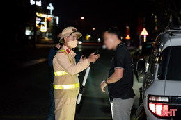 Lập 19 tổ công tác chốt chặn kiểm tra nồng độ cồn