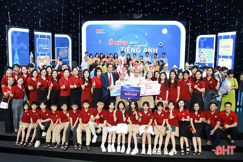 Cán bộ, giáo viên, học sinh iSchool Hà Tĩnh tại chương trình "Ô cửa tiếng Anh". bqbht_br_i1.jpg