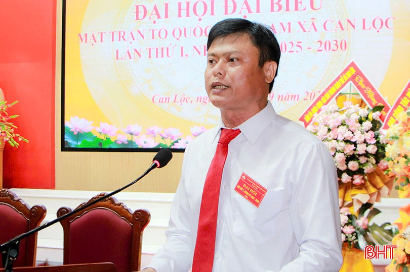 Chủ tịch UBMTTQ xã Can Lộc Đào Sỹ Đường khai mạc đại hội. bqbht_br_26.jpg