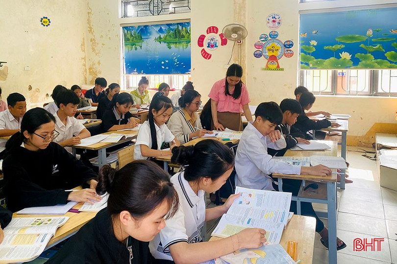 Giờ học của học sinh lớp 9 - Trường TH&THCS Kỳ Nam (thị xã Kỳ Anh). bqbht_br_14.jpg