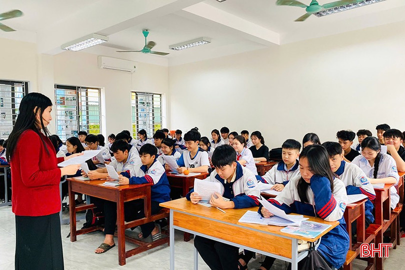 Tất cả các giáo viên Trường THCS Cương Gián (Nghi Xuân) đều đăng ký ôn tập miễn phí cho học sinh. bqbht_br_15.jpg