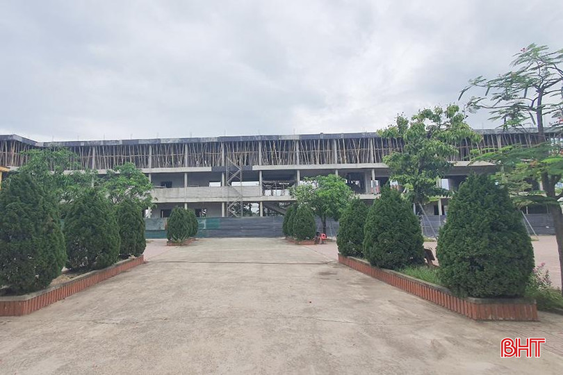 Trường Tiểu học Thạch Bình (TP Hà Tĩnh) được đầu tư công trình 18 phòng học, phòng chức năng, trị giá hơn 16 tỷ đồng. 1.2.jpg