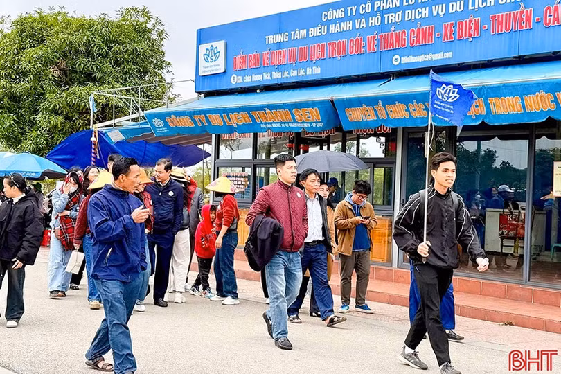 Mô hình hỗ trợ dịch vụ du lịch của Công ty Lữ hành Thành Sen được du khách đánh giá cao.