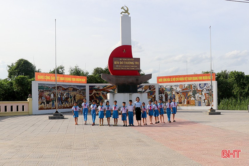 Bến đò Thượng Trụ (thôn Đoàn Kết, xã Thiên Lộc) trở thành địa chỉ đỏ giáo dục truyền thống cho thế hệ trẻ. bqbht_br_13.jpg