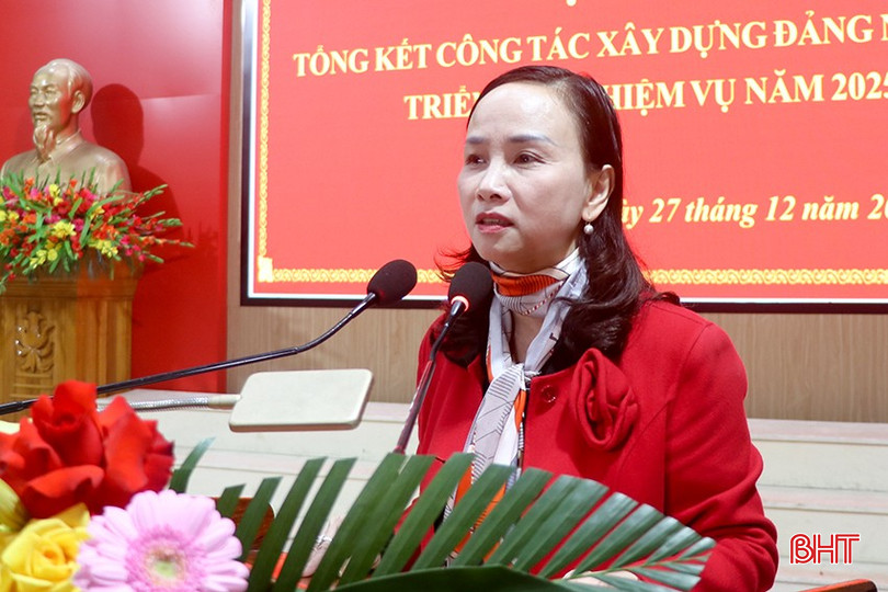 Bí thư Huyện ủy Đặng Thị Quỳnh Diệp bế mạc hội nghị. bqbht_br_14.jpg