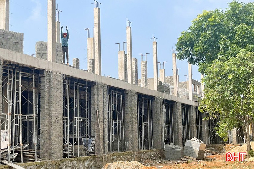 Dãy nhà học 2 tầng, 10 phòng ở Trường TH&THCS Kỳ Lạc dự kiến sẽ bàn giao vào tháng 3/2025. bqbht_br_15.jpg