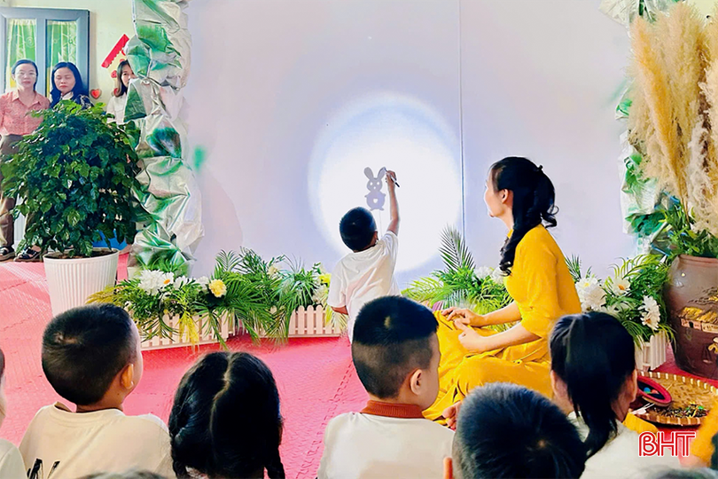 Tiết dạy: Vẽ tranh chiếu bóng của cô Nguyễn Thị Hằng - giáo viên Trường Mầm non Kỳ Liên (thị xã Kỳ Anh). 11-6351.png