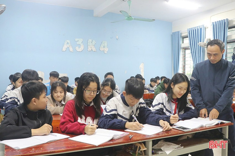 Từ năm học 2025-2026, học sinh được miễn học phí. bqbht_br_111.jpg