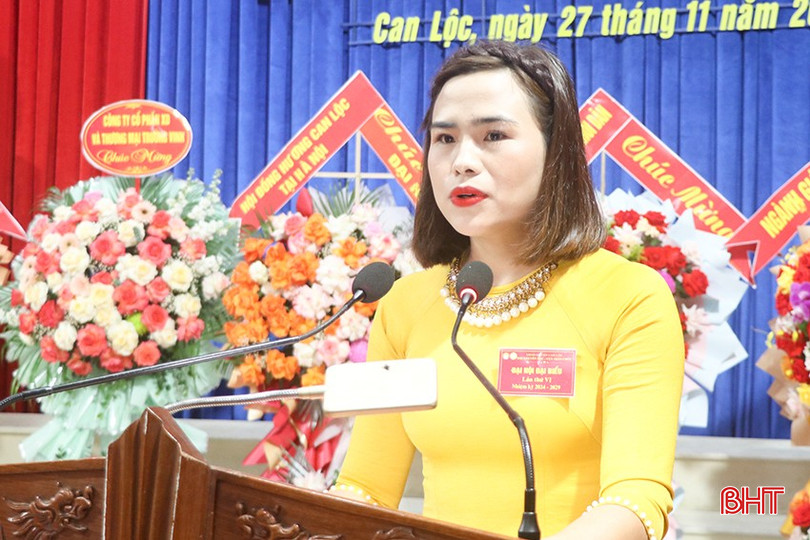 Đại biểu Nguyễn Thị Thanh Tâm - Hội Khuyến học Thượng Lộc tham luận về vai trò của cấp ủy chính quyền địa phương trong công tác khuyến học, khuyến tài. bqbht_br_13.jpg