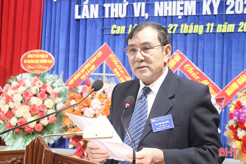 Phó Chủ tịch Hội Khuyến học tỉnh Hà Tĩnh Nguyễn Xuân Trường phát biểu chỉ đạo đại hội. bqbht_br_12.jpg