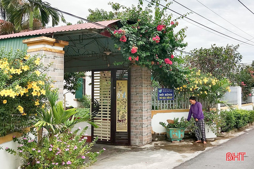 Phụ nữ xã Thiên Lộc xây dựng nhà sạch, vườn đẹp. bqbht_br_14-5115.jpg